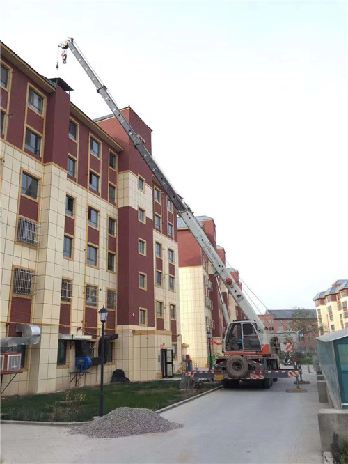 西宁市吊车出租公司介绍吊车搬运注意事项