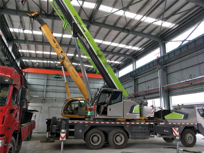 西宁市高空车出租需要注意哪些安全事项？