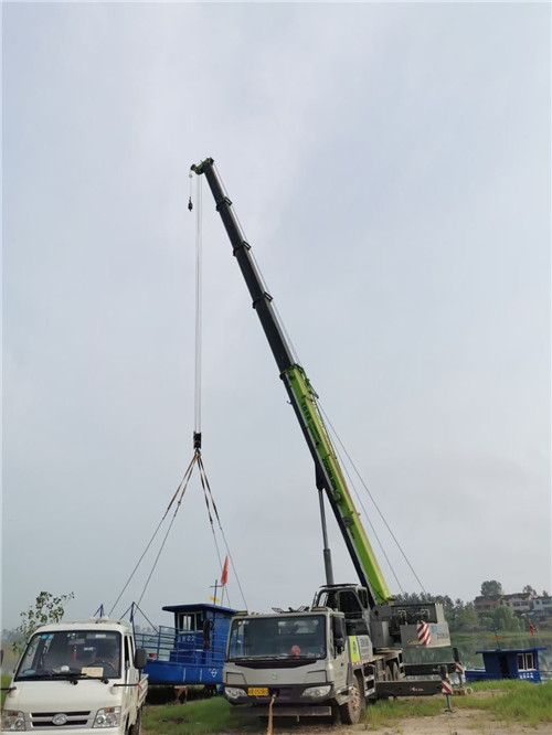 西宁市桥梁建设吊装案例